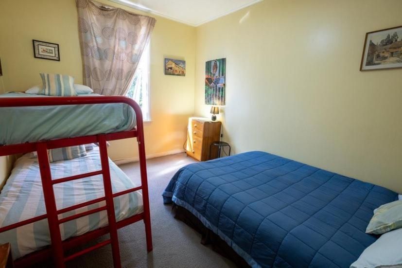 Double/Twin Room with Shared Bathroom