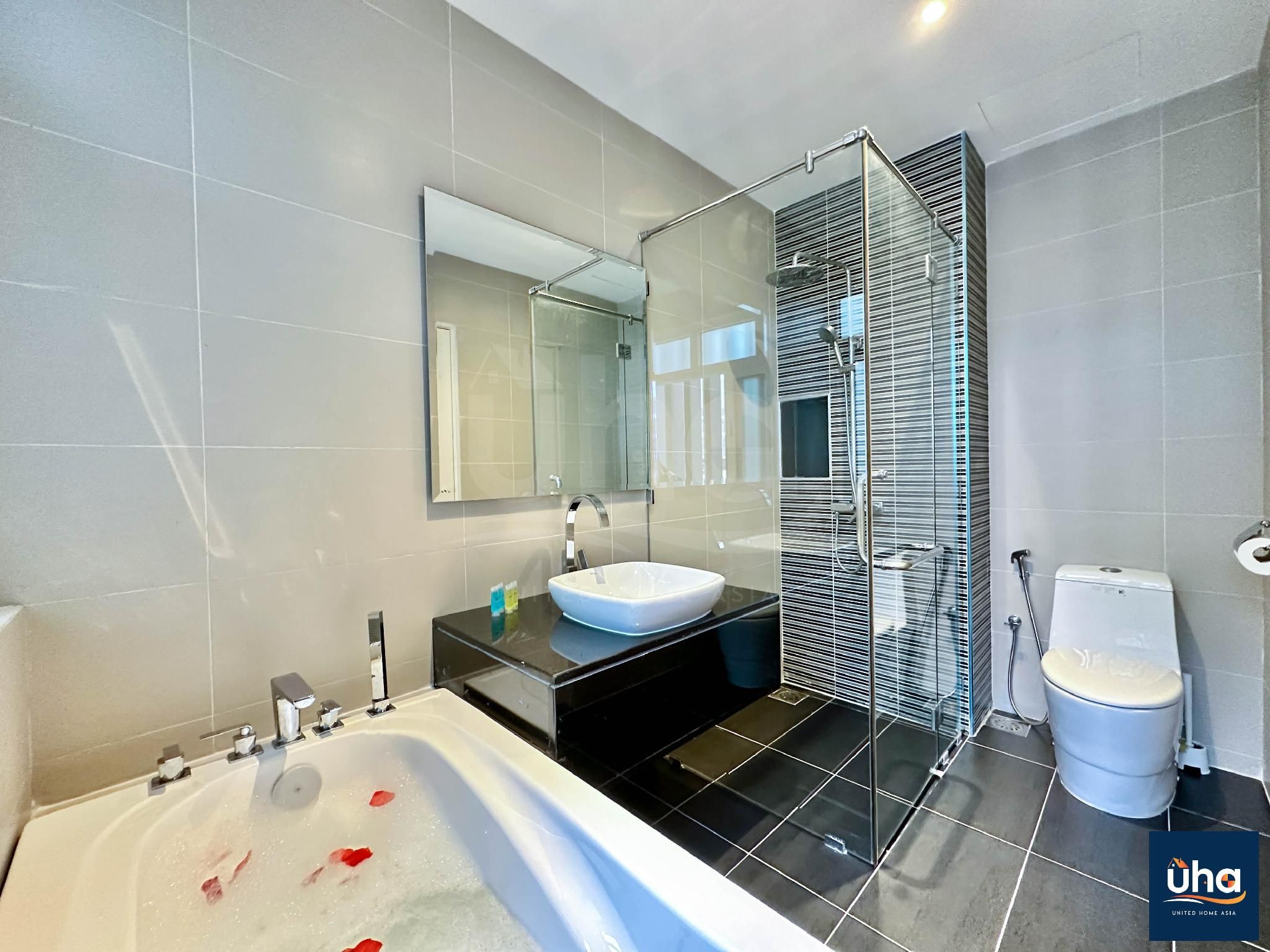 3 Bed Room Deluxe