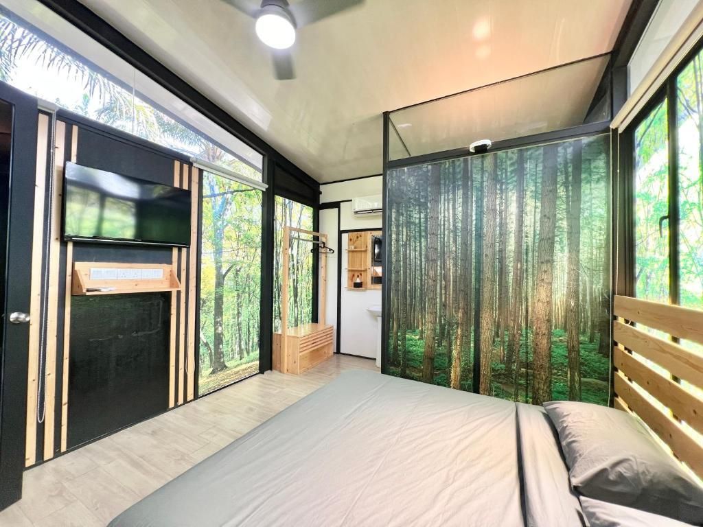 X Park Sunway Iskandar Chalet Double