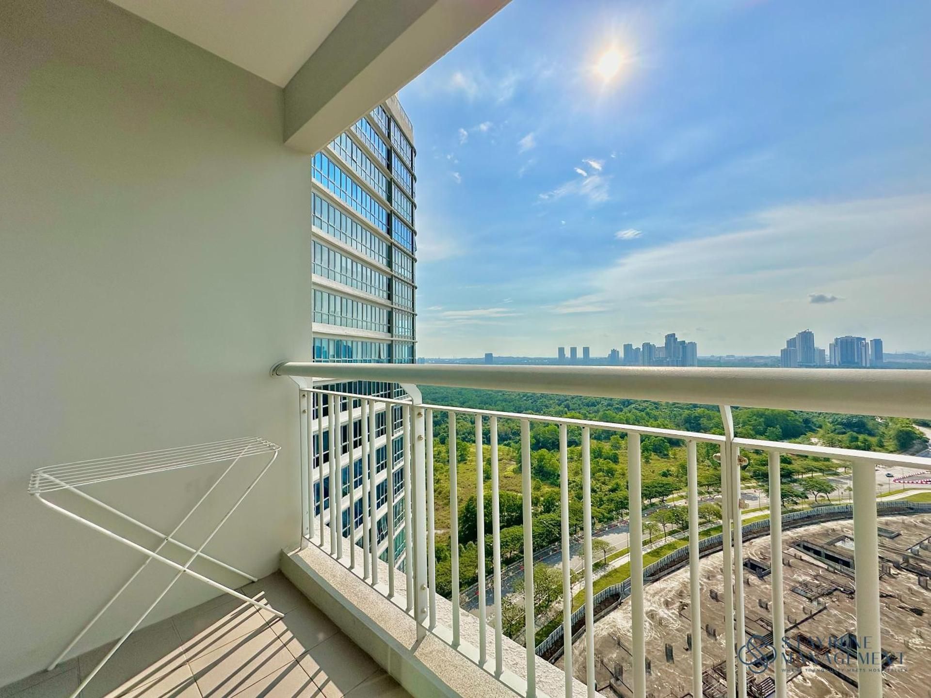 Studio with Balcony