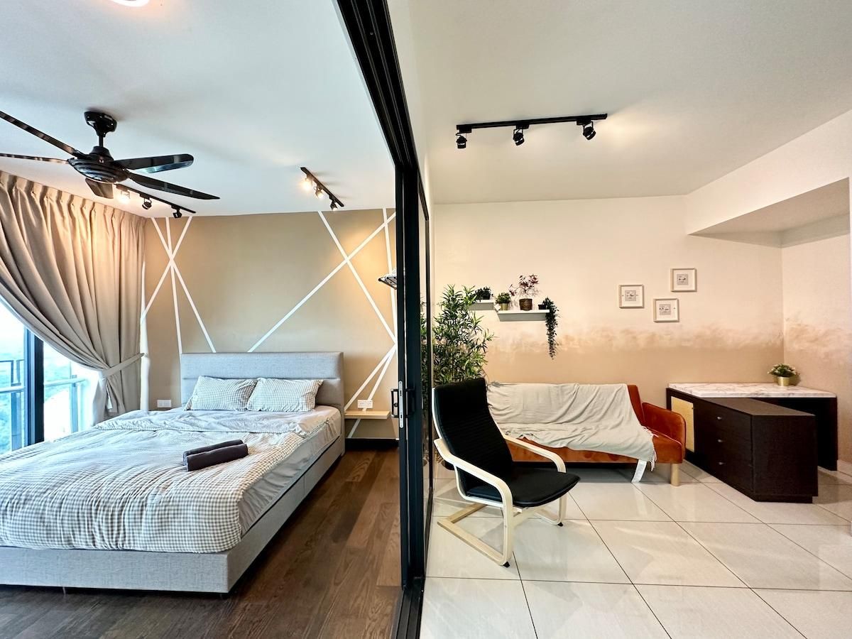 One-Bedroom Apartment / Flat
