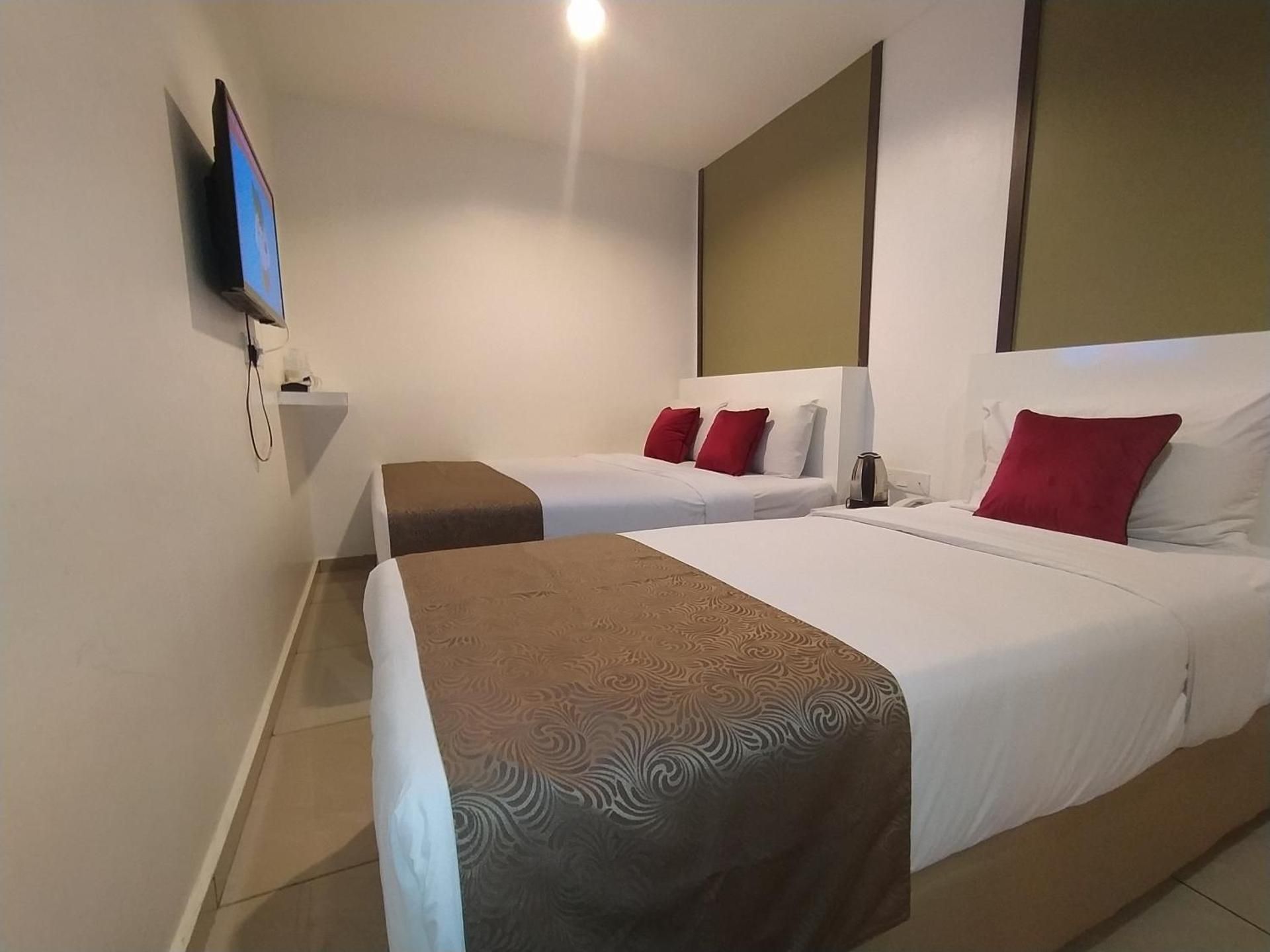Deluxe Triple Room