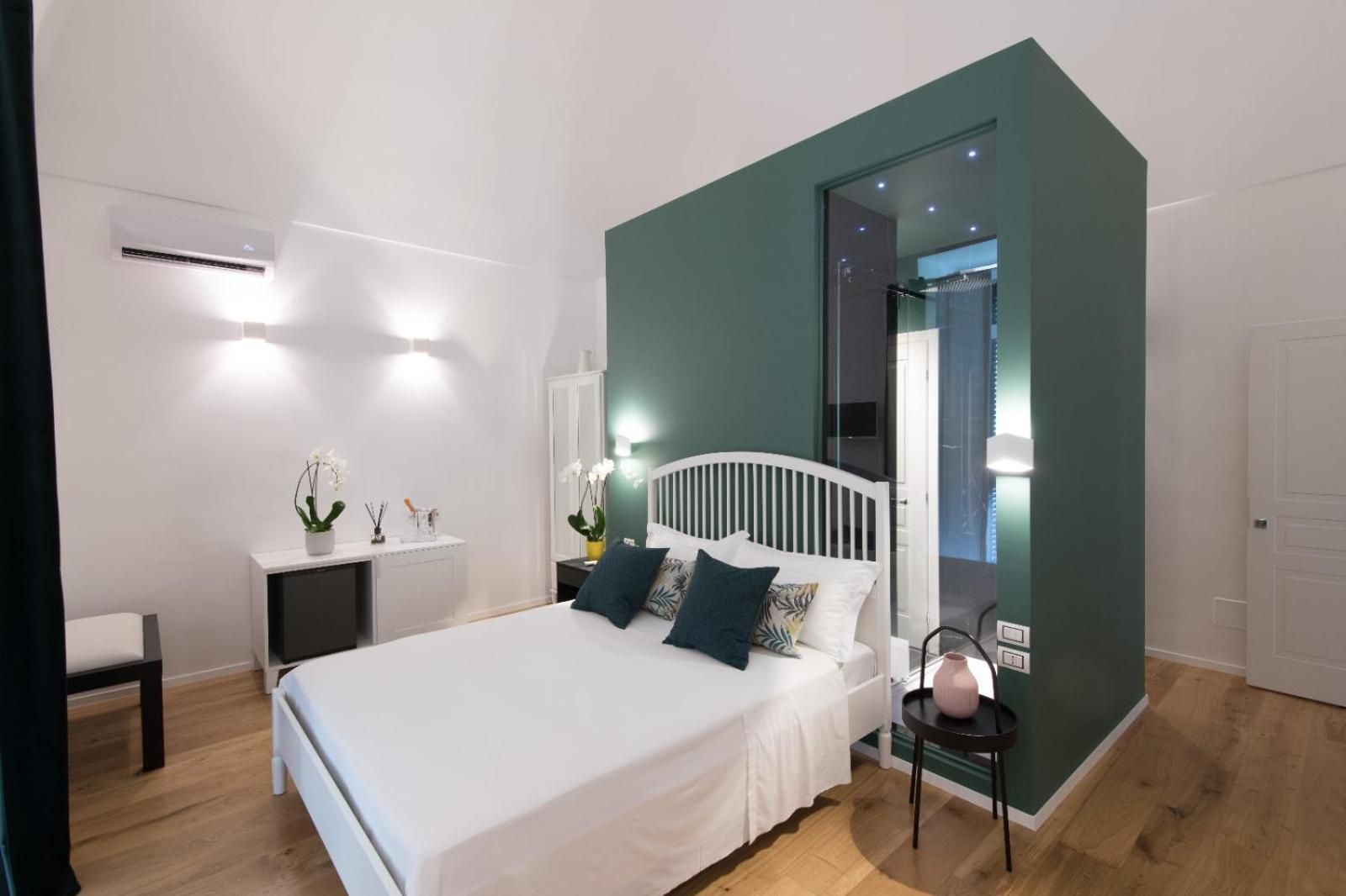 Double Room Superior with Balcony
