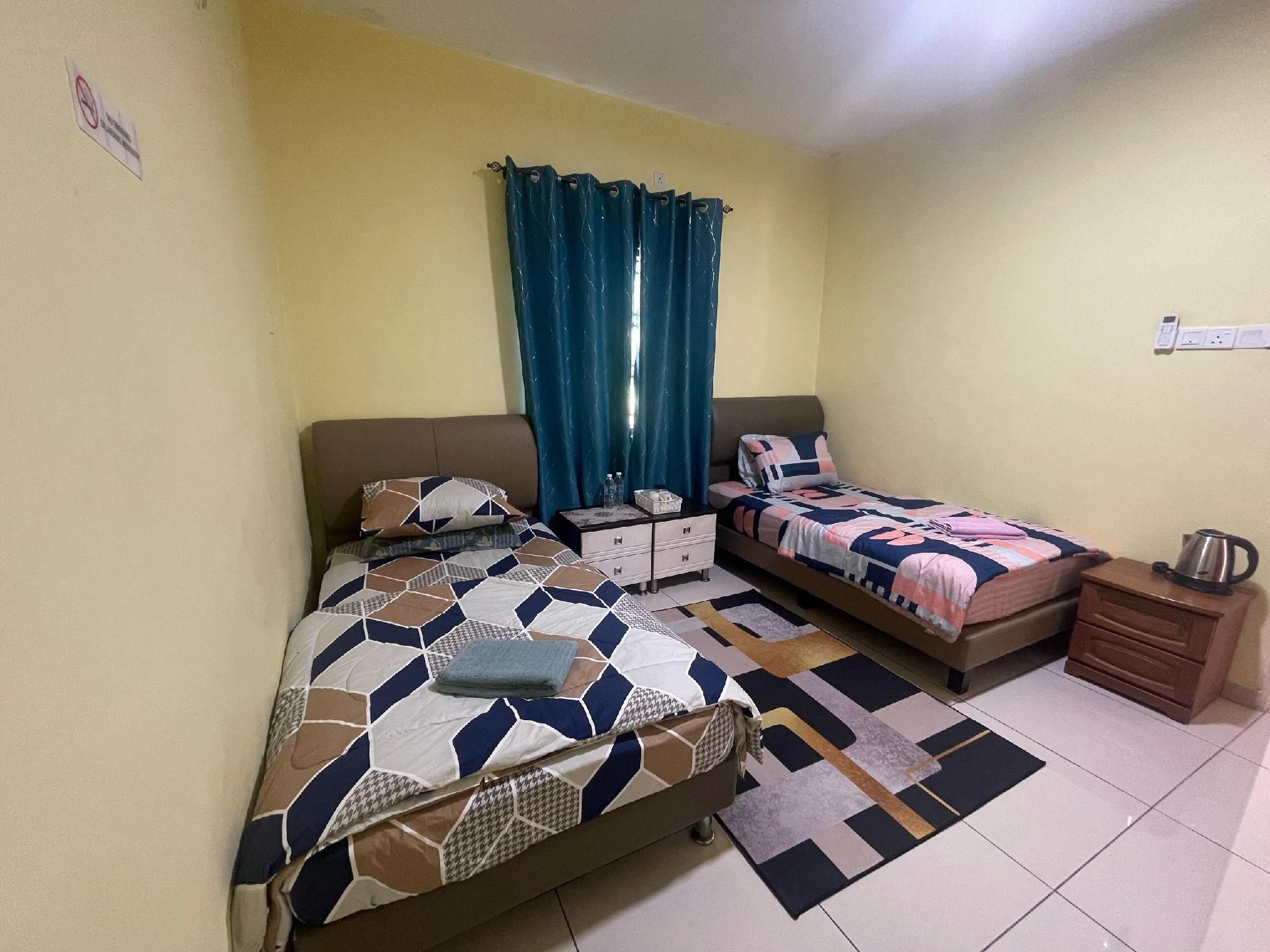Superior Single Room with French Bed