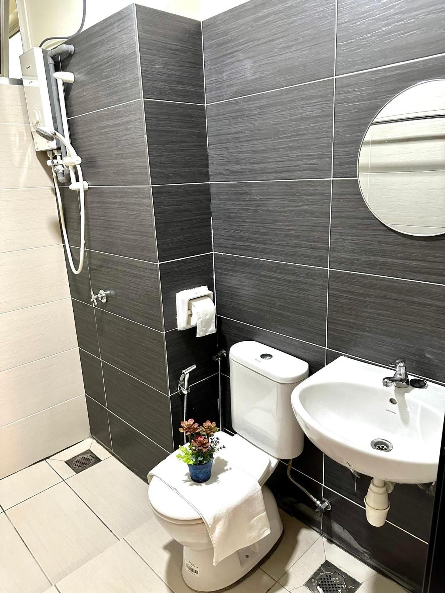Three-Bedroom Apartment with View