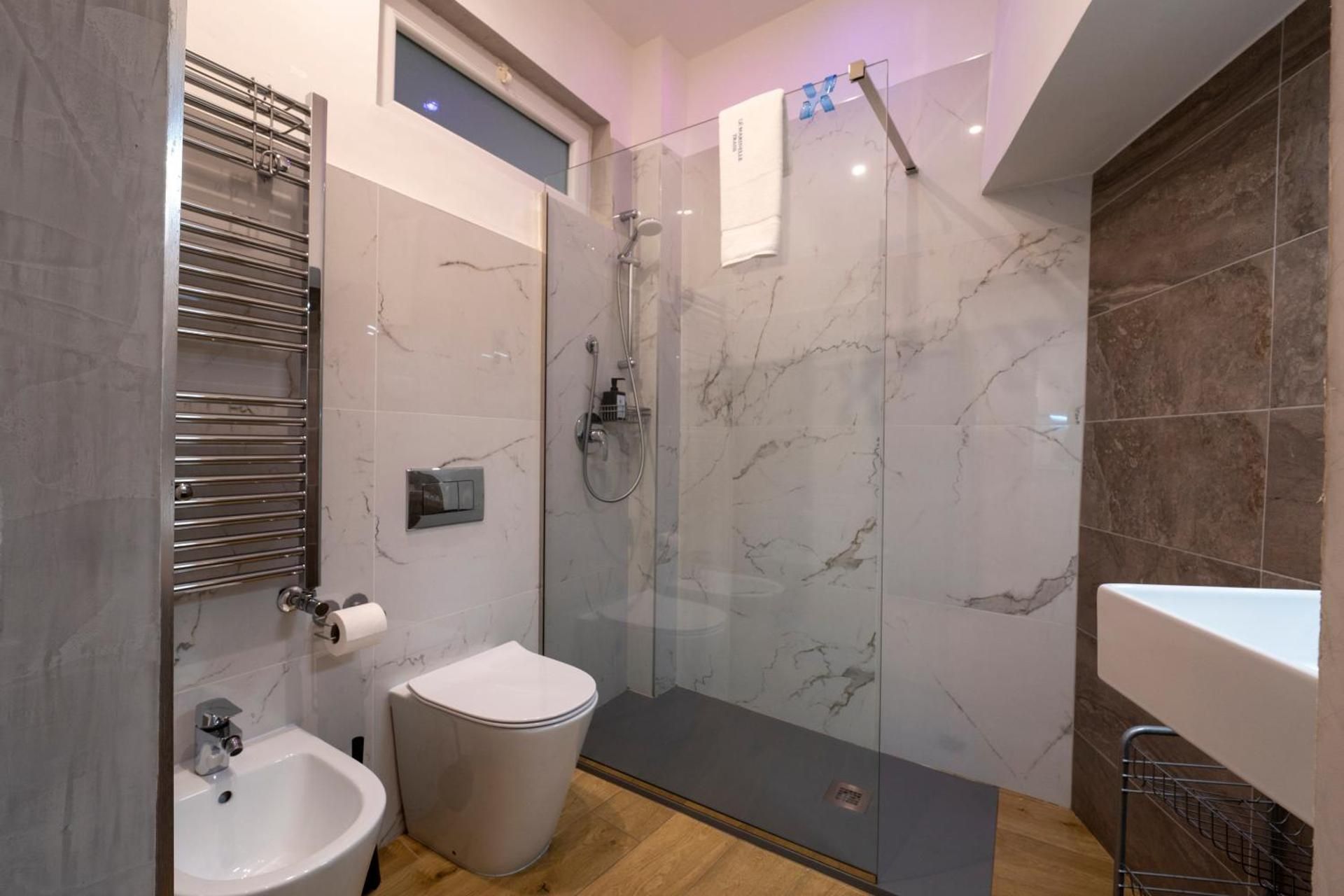 Deluxe One-Bedroom Apartment with City View