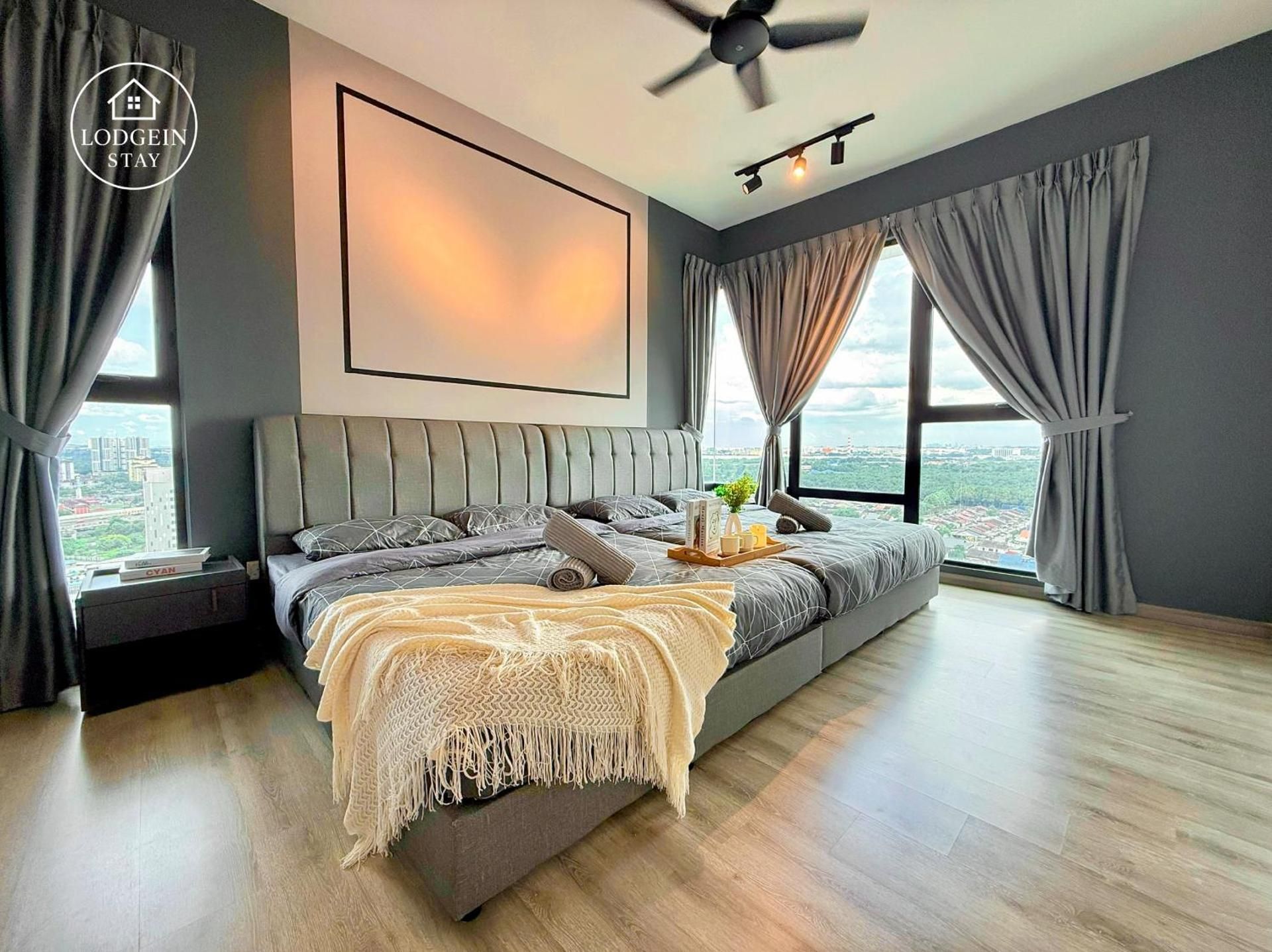 Three-Bedroom Standard Apartment