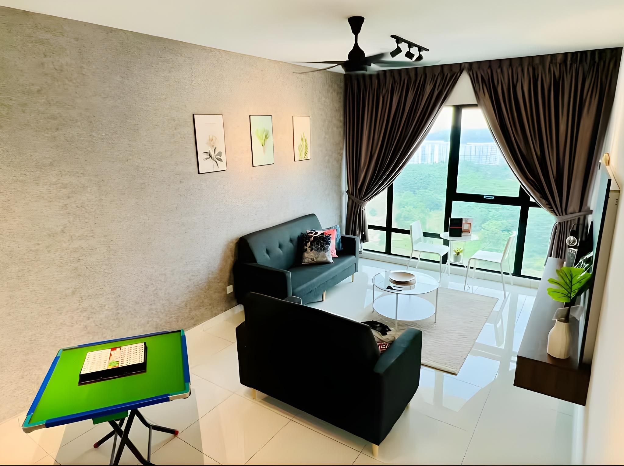 2 Bedroom - 2 Bath Suite