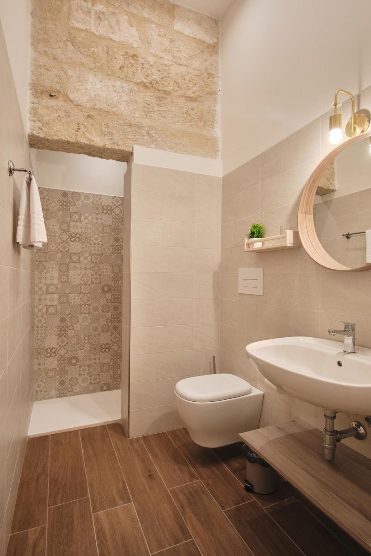 La Home 1909 Deluxe Room (1 adult + 1 child) 2