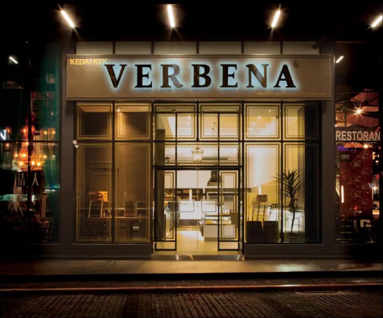 Cozy Projector Home 4273 ( Setia indah )