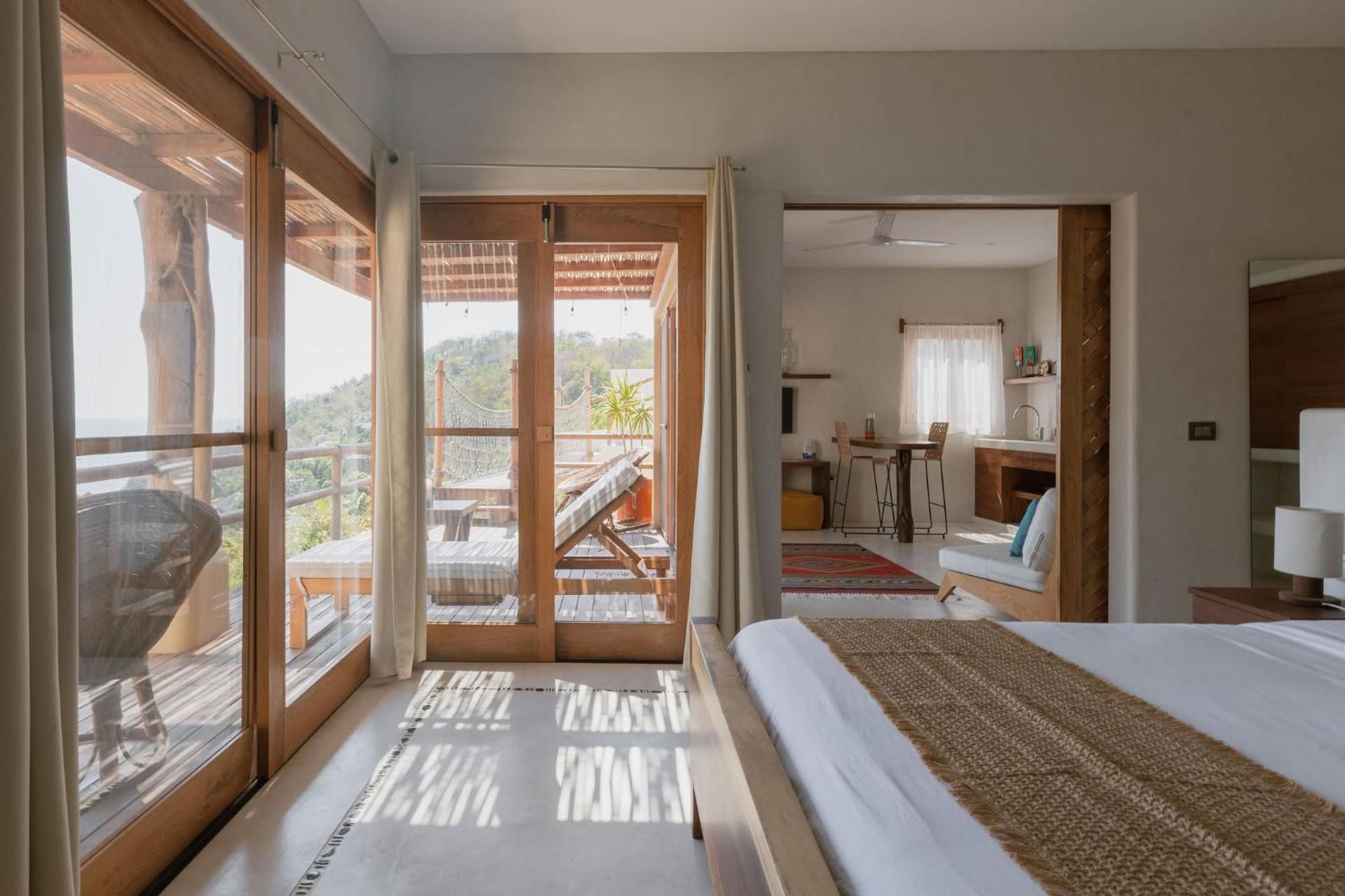 Deluxe Bungalow with Sea View