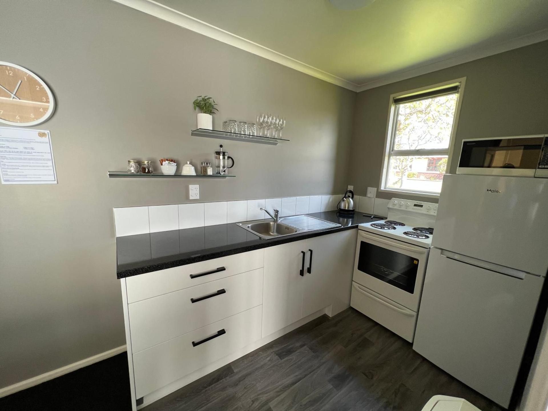 Golden Leaf Apartments