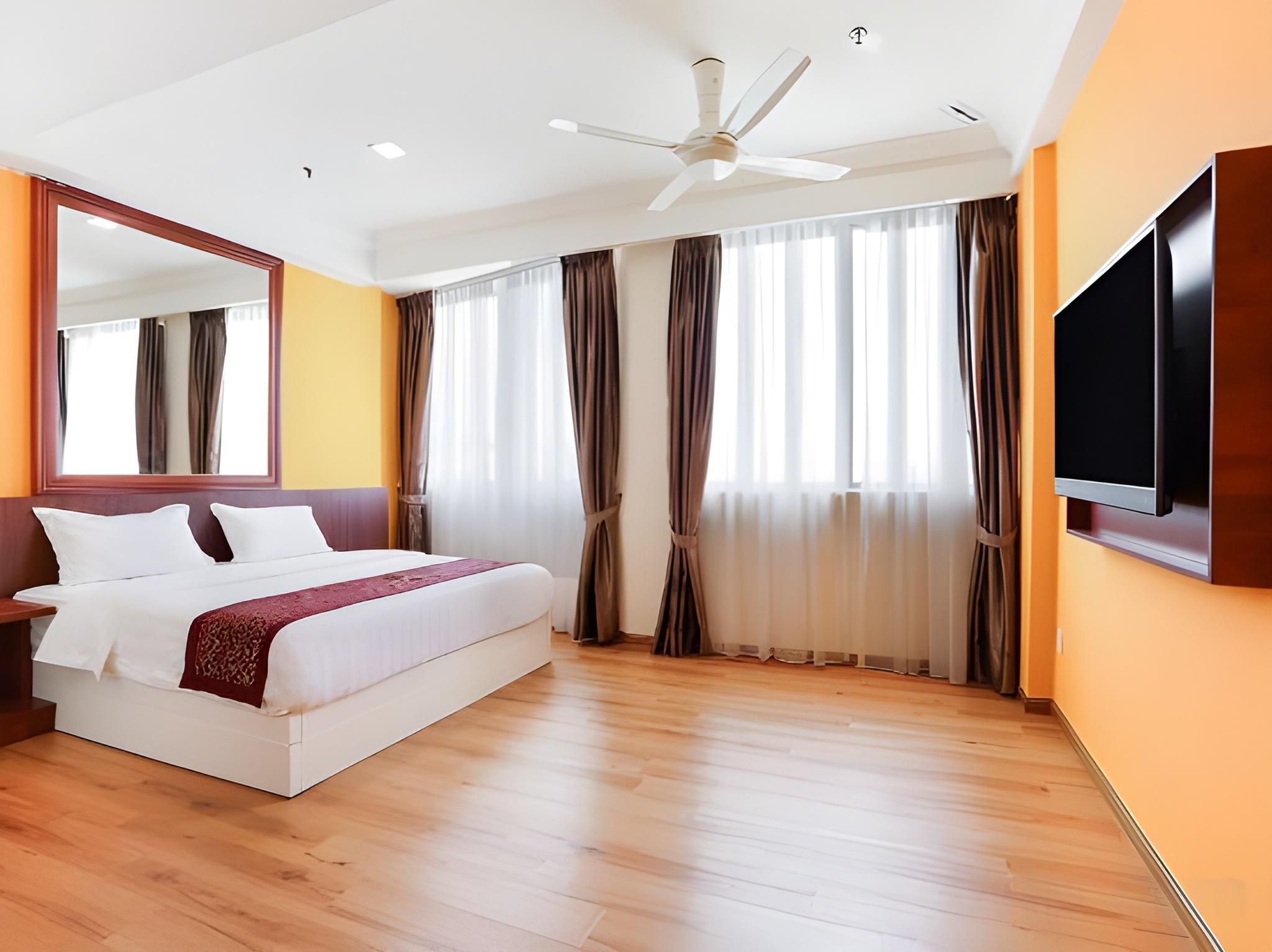 Superior King Room