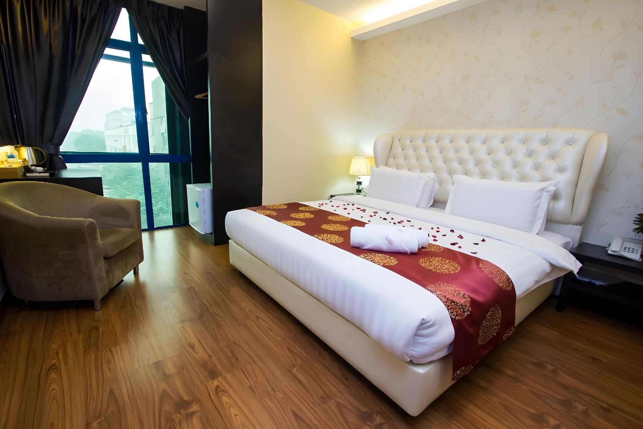 Superior King Room