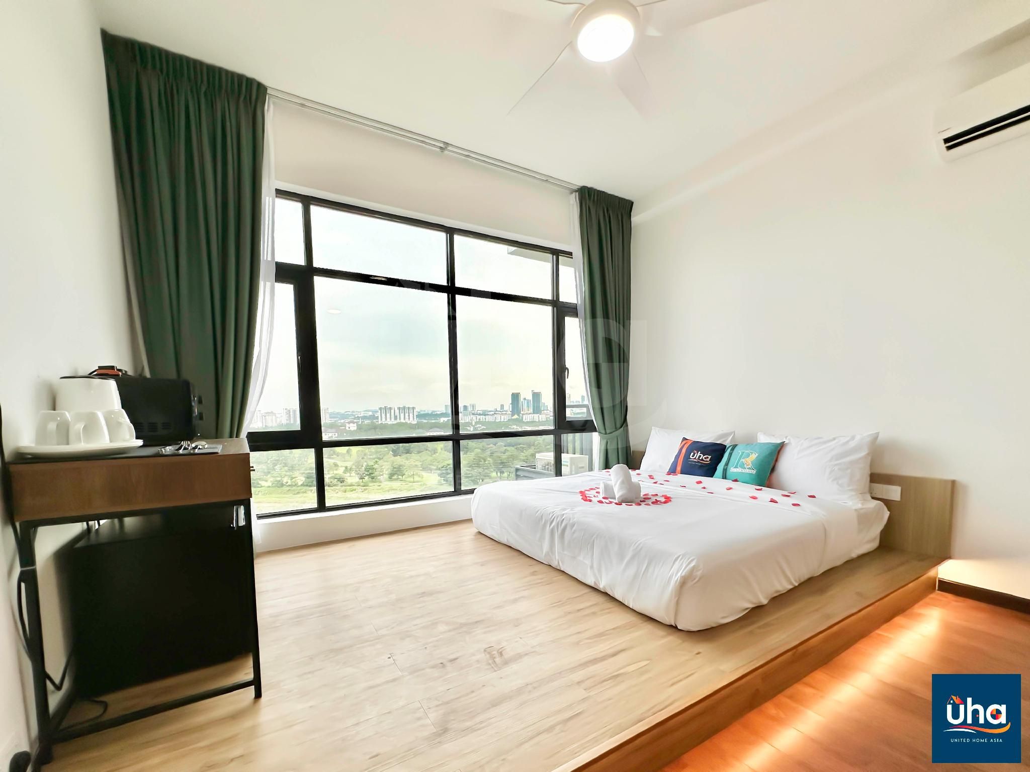 Molek Regency @ UHA Studio - 2 people