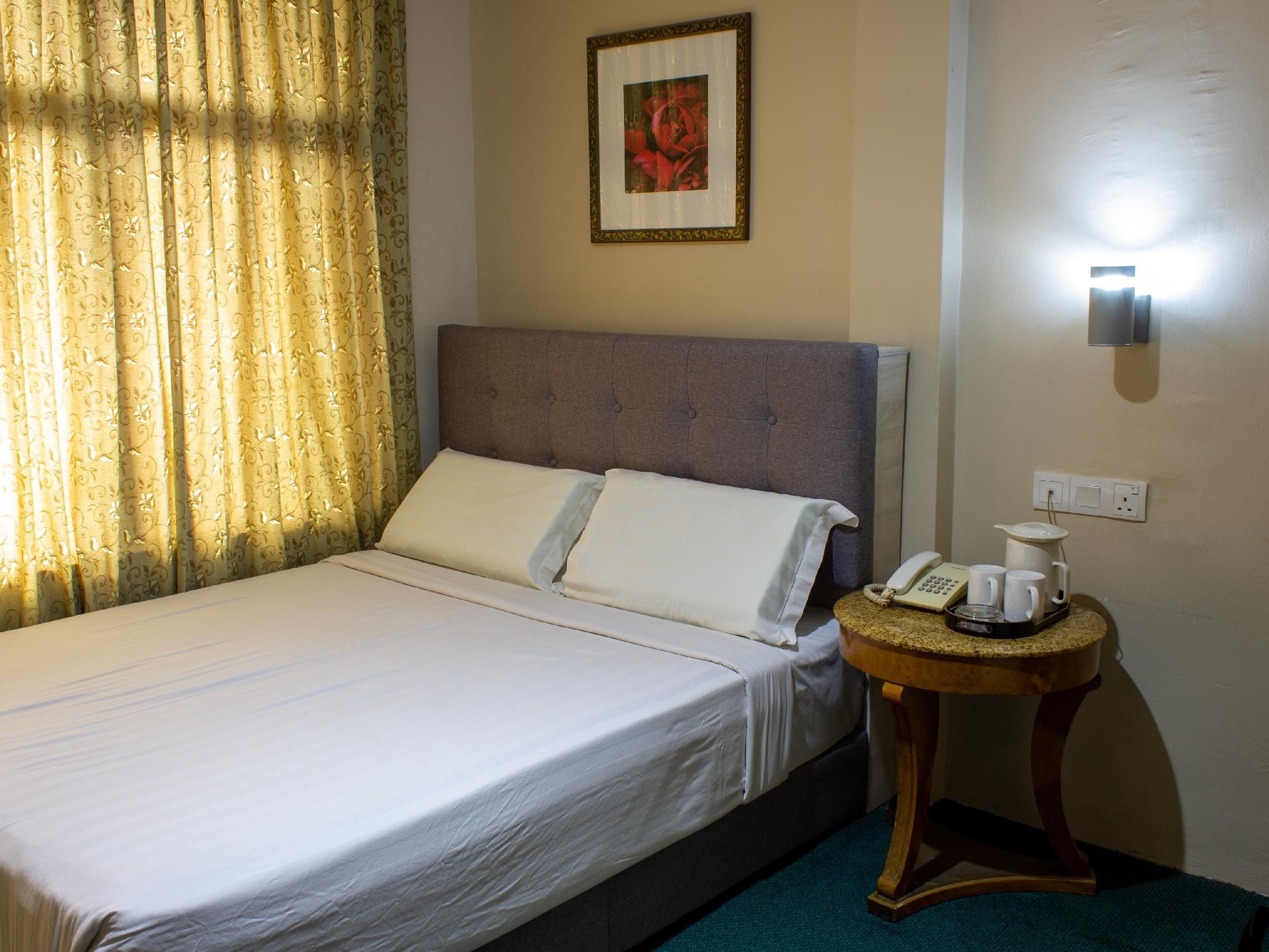 Double Bed