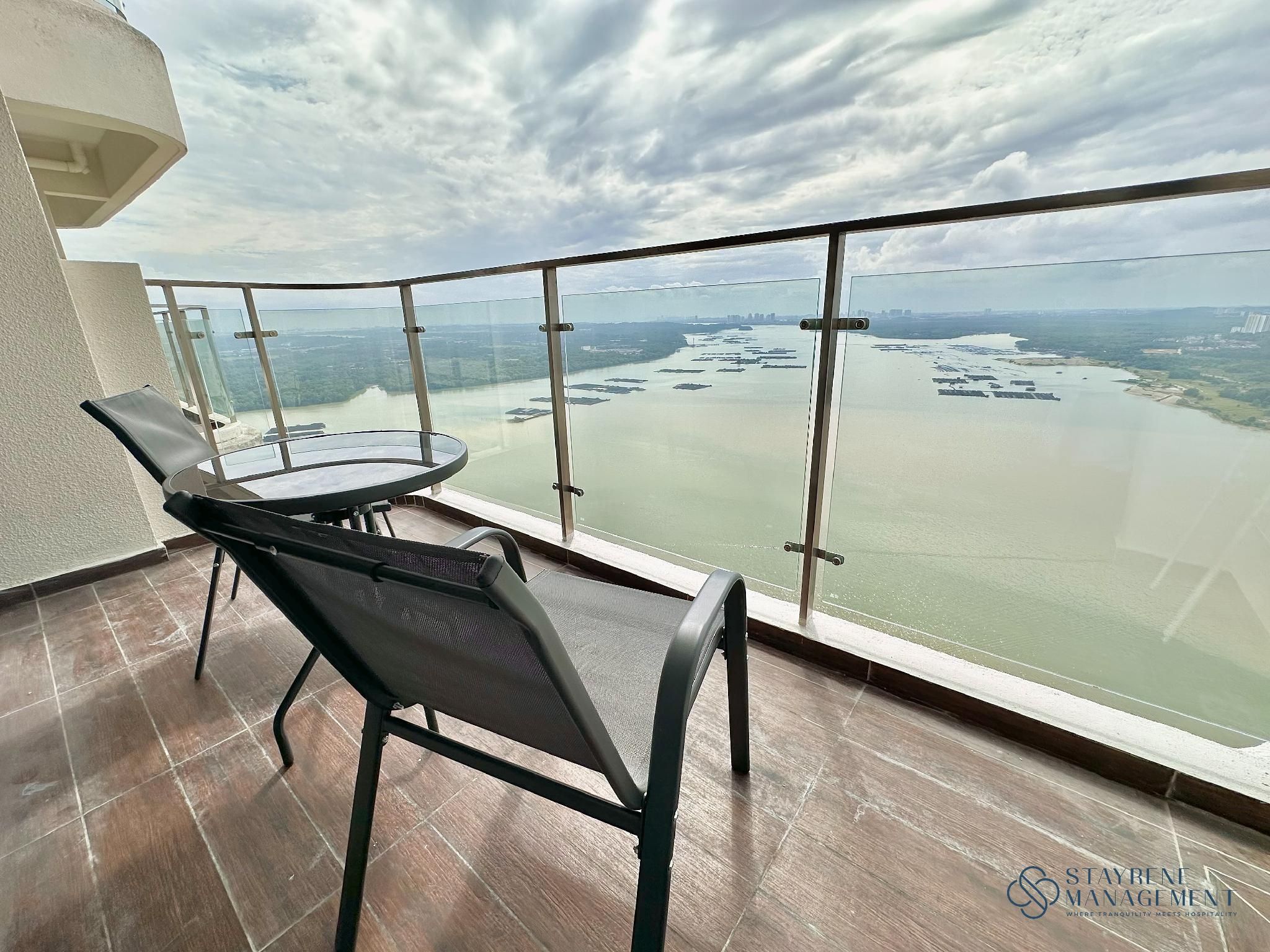 Three Bedroom Apartment with Patio