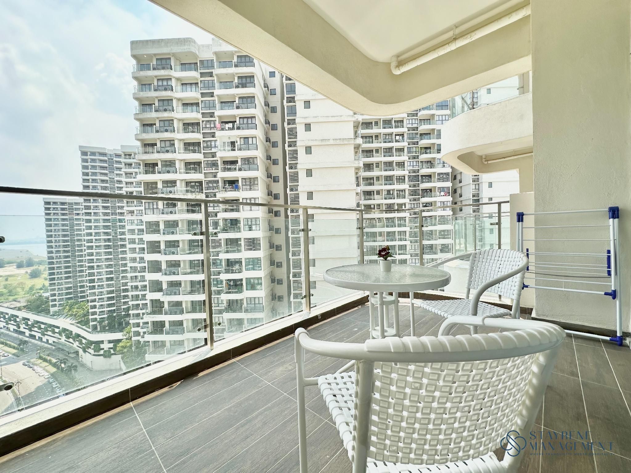 3 Bedroom Apartment, City view