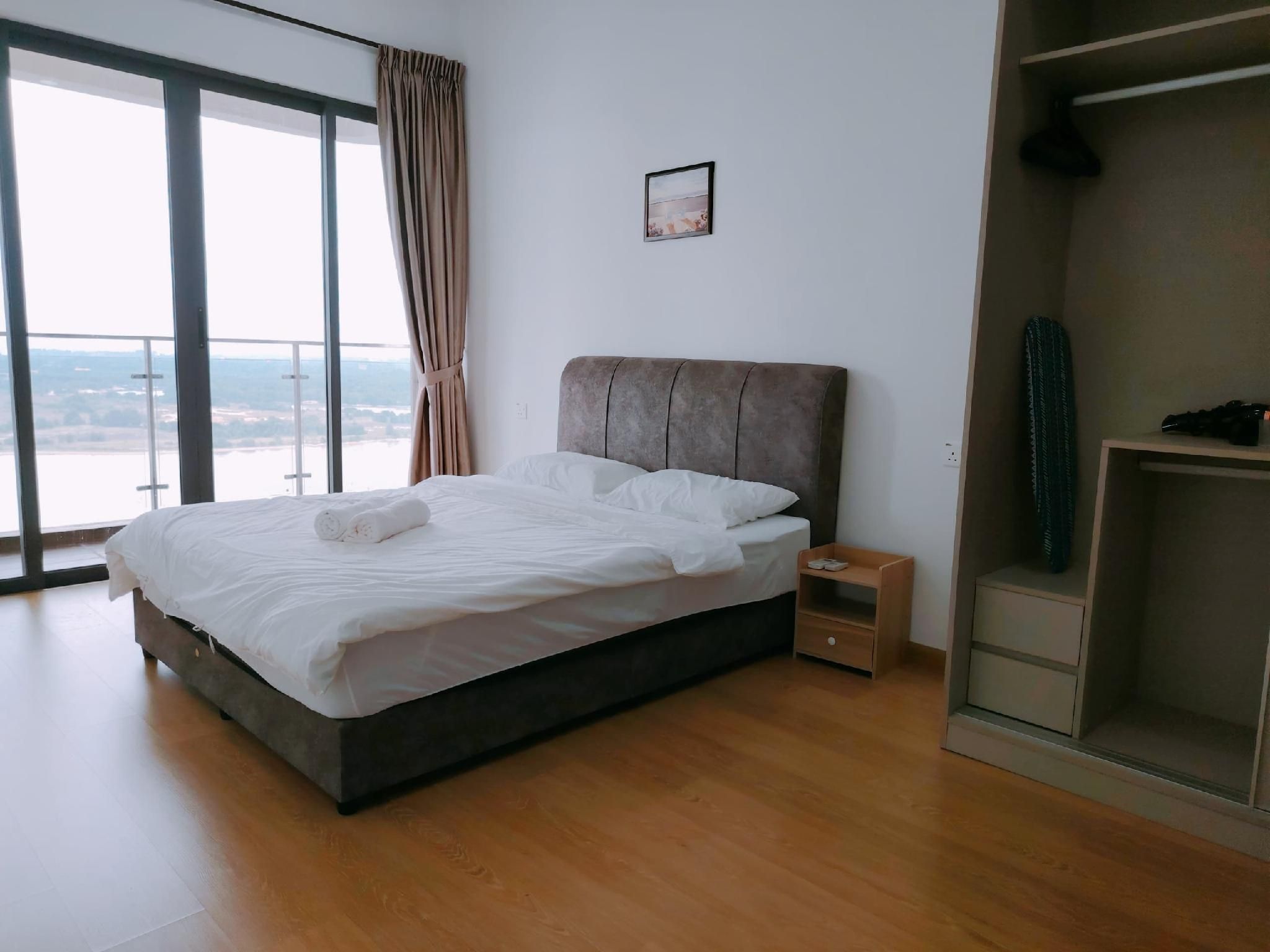 Superior Ocean View
