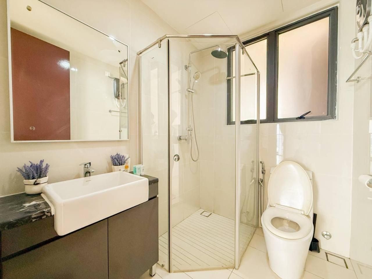 4 Bedroom Apartment