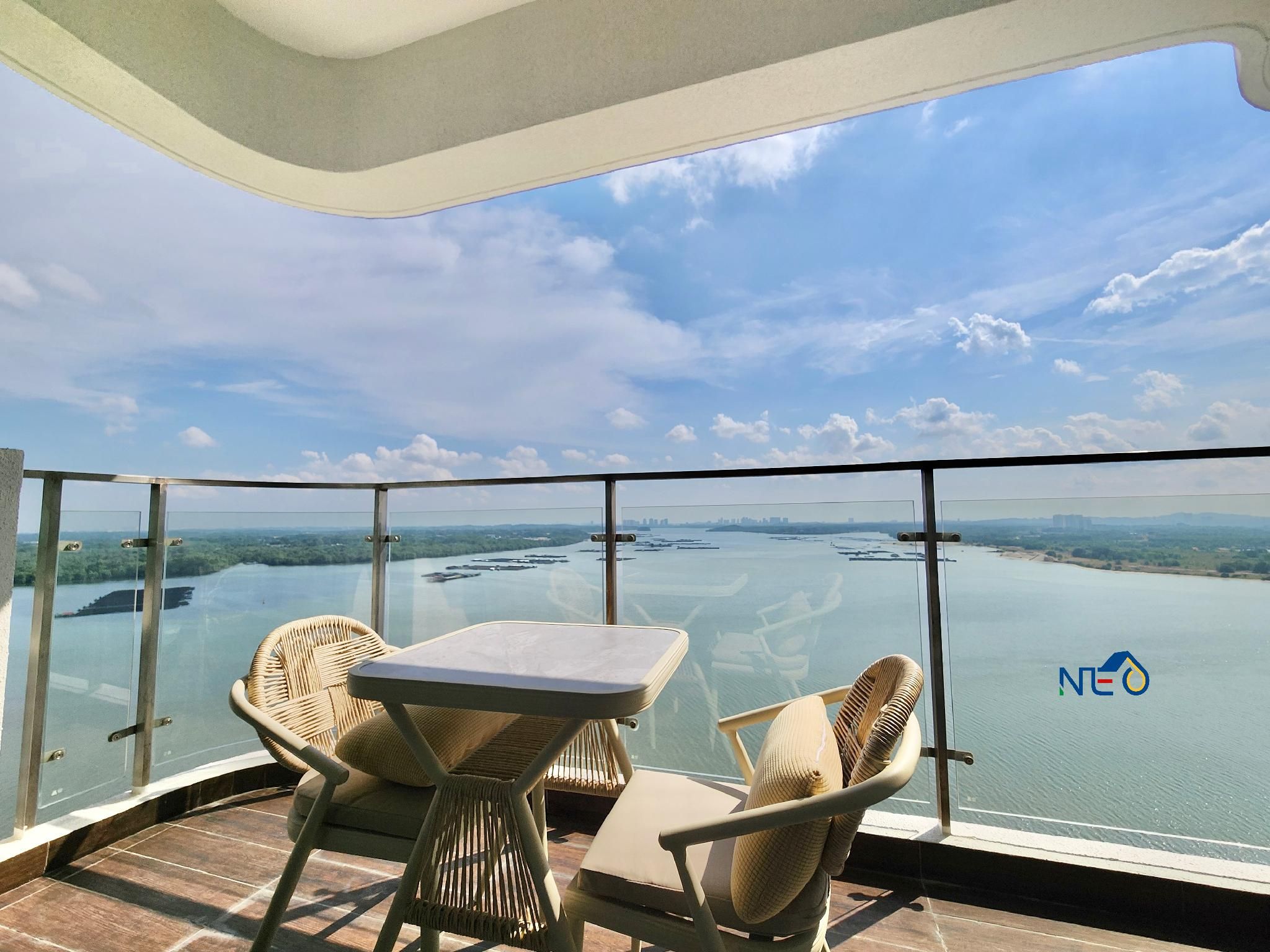 Sea View Apartment