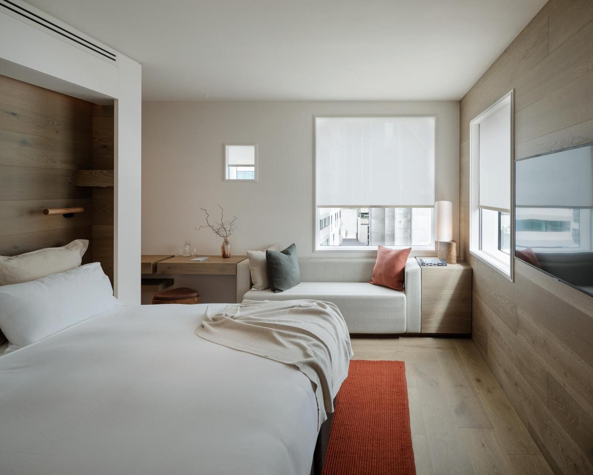 City View King Room