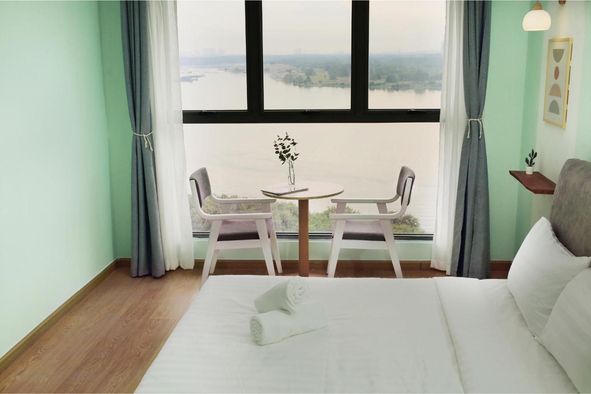 Three-Bedroom Apartment with Sea View