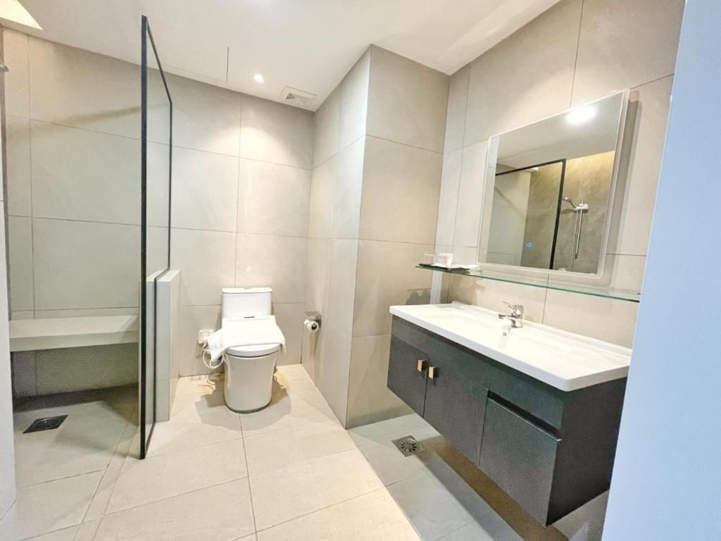 Executive King Room
