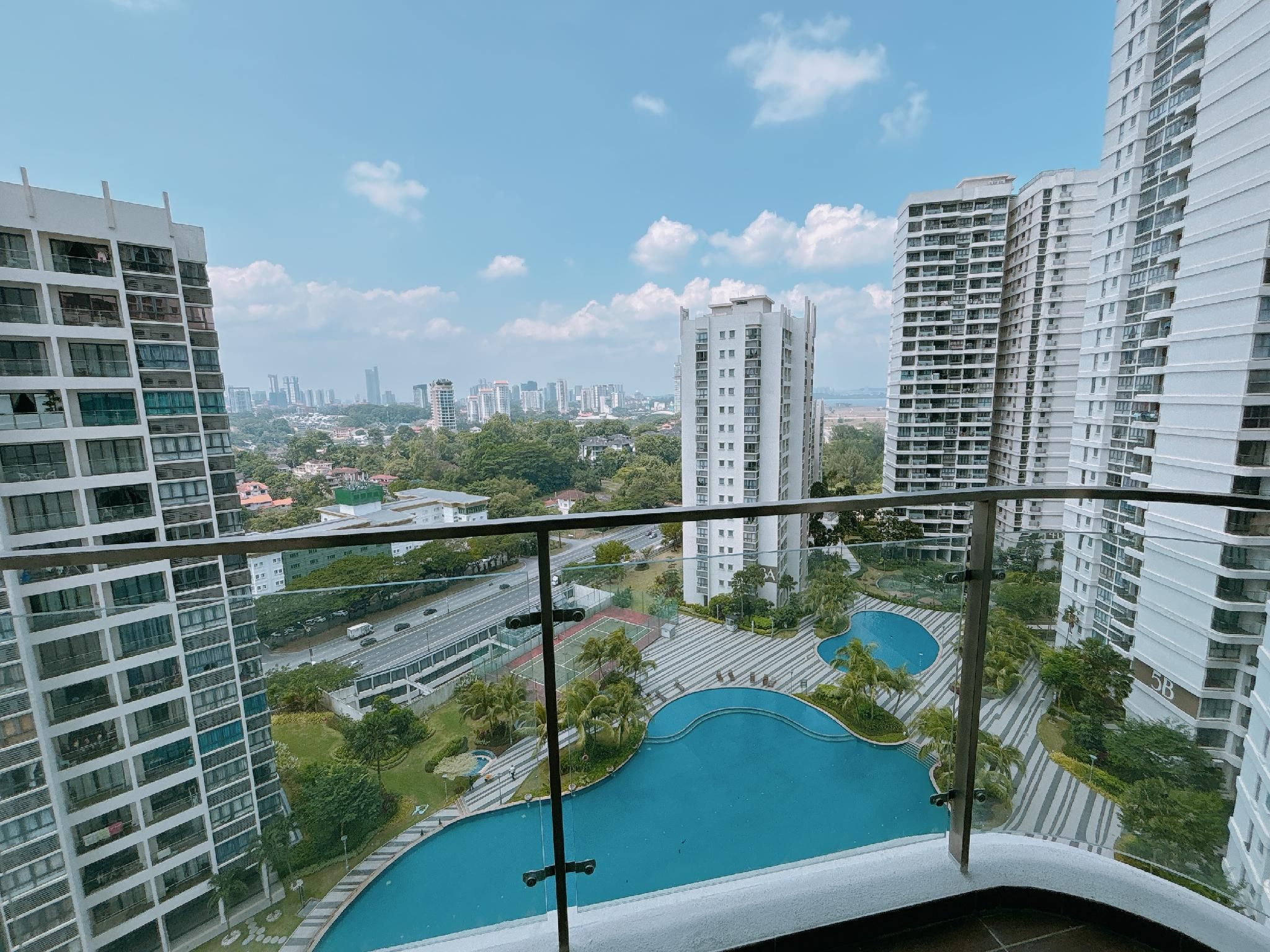 Pool View Apartment for 4 Adults