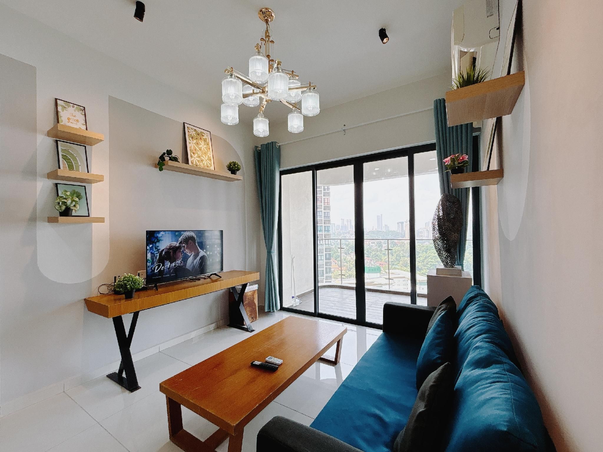 Pool View Apartment for 4 Adults