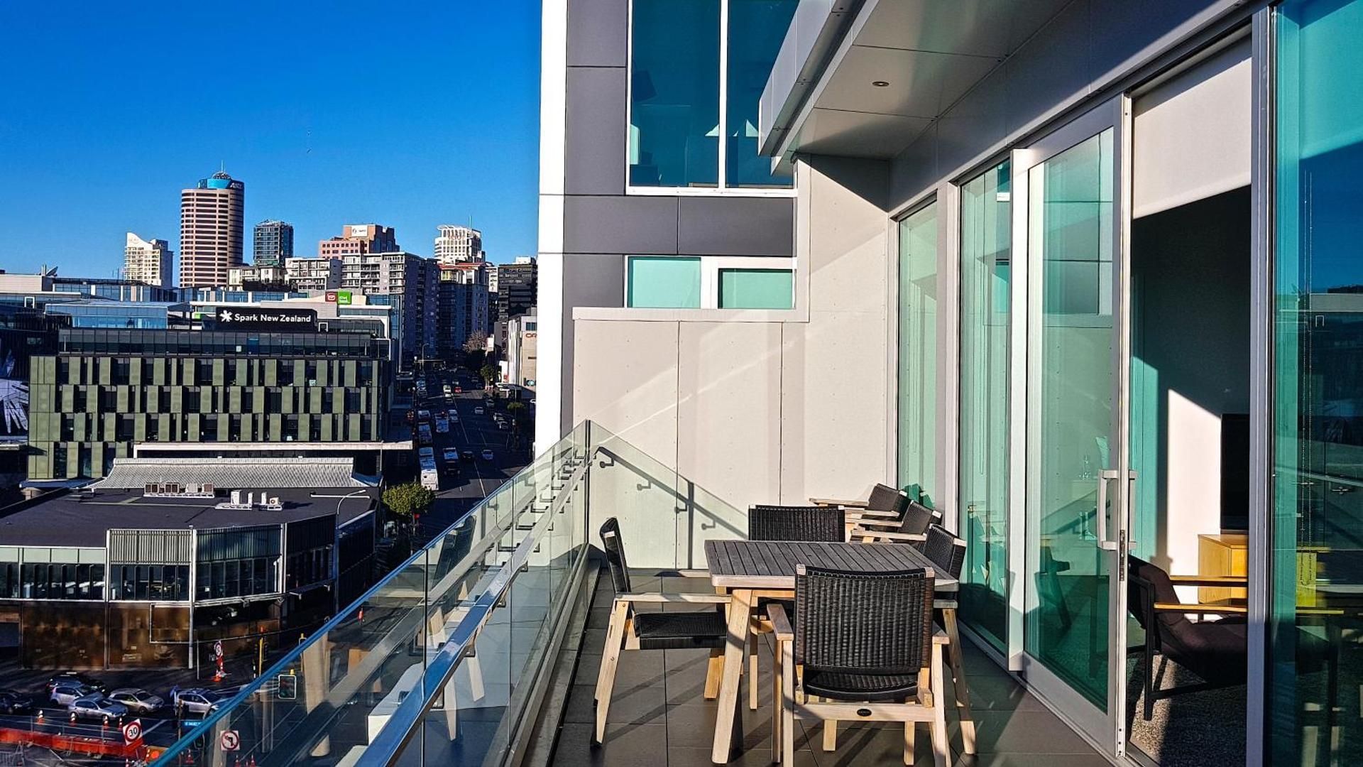 Swiss-SuperSuite Three Bedroom