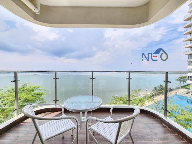 Two-Bedroom Deluxe Apartment