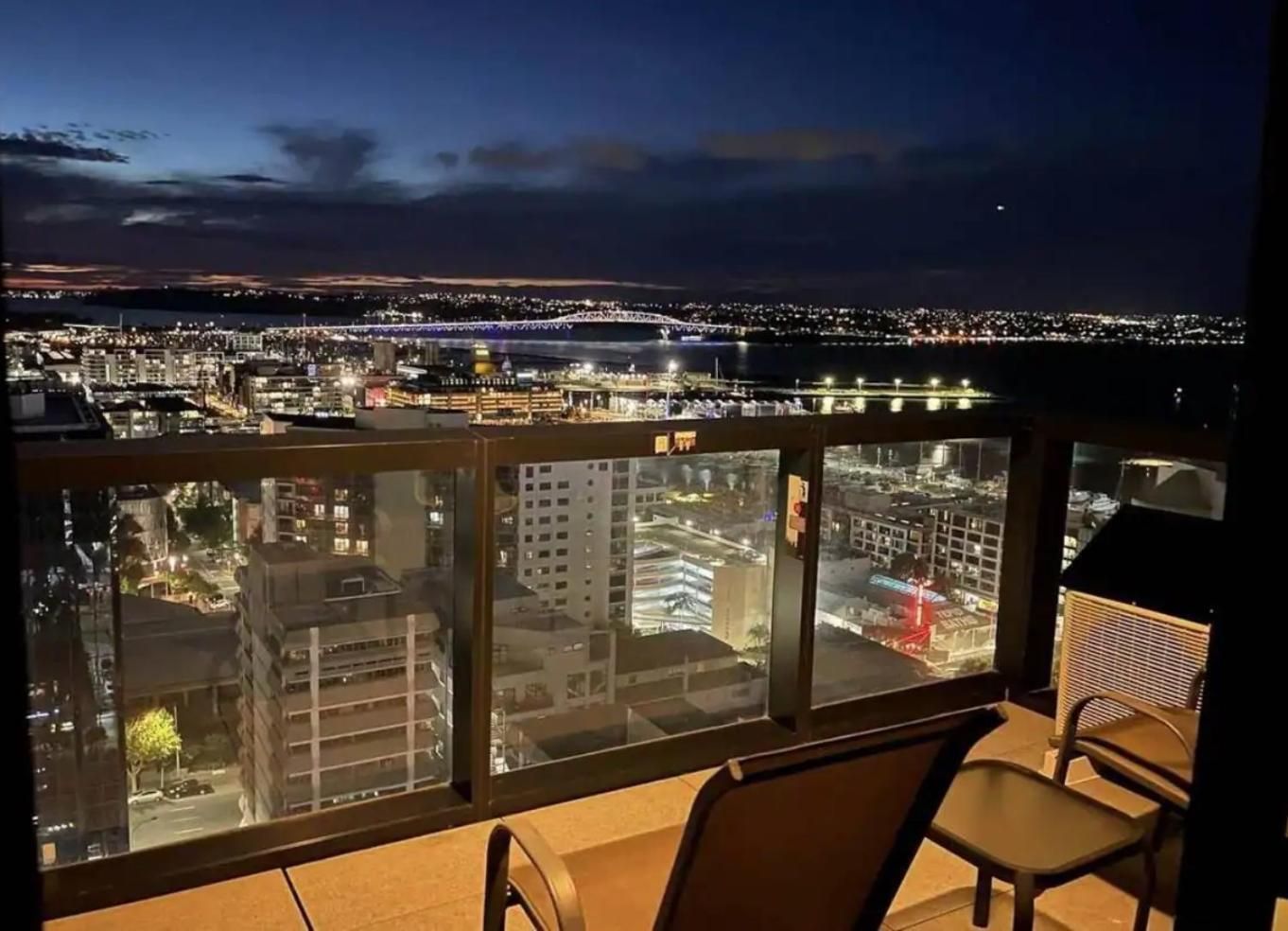 Two-Bedroom Deluxe Apartment with Harbor View