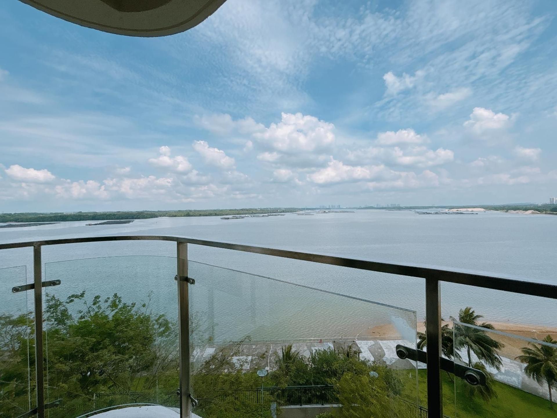 Two-Bedroom Apartment with Sea View