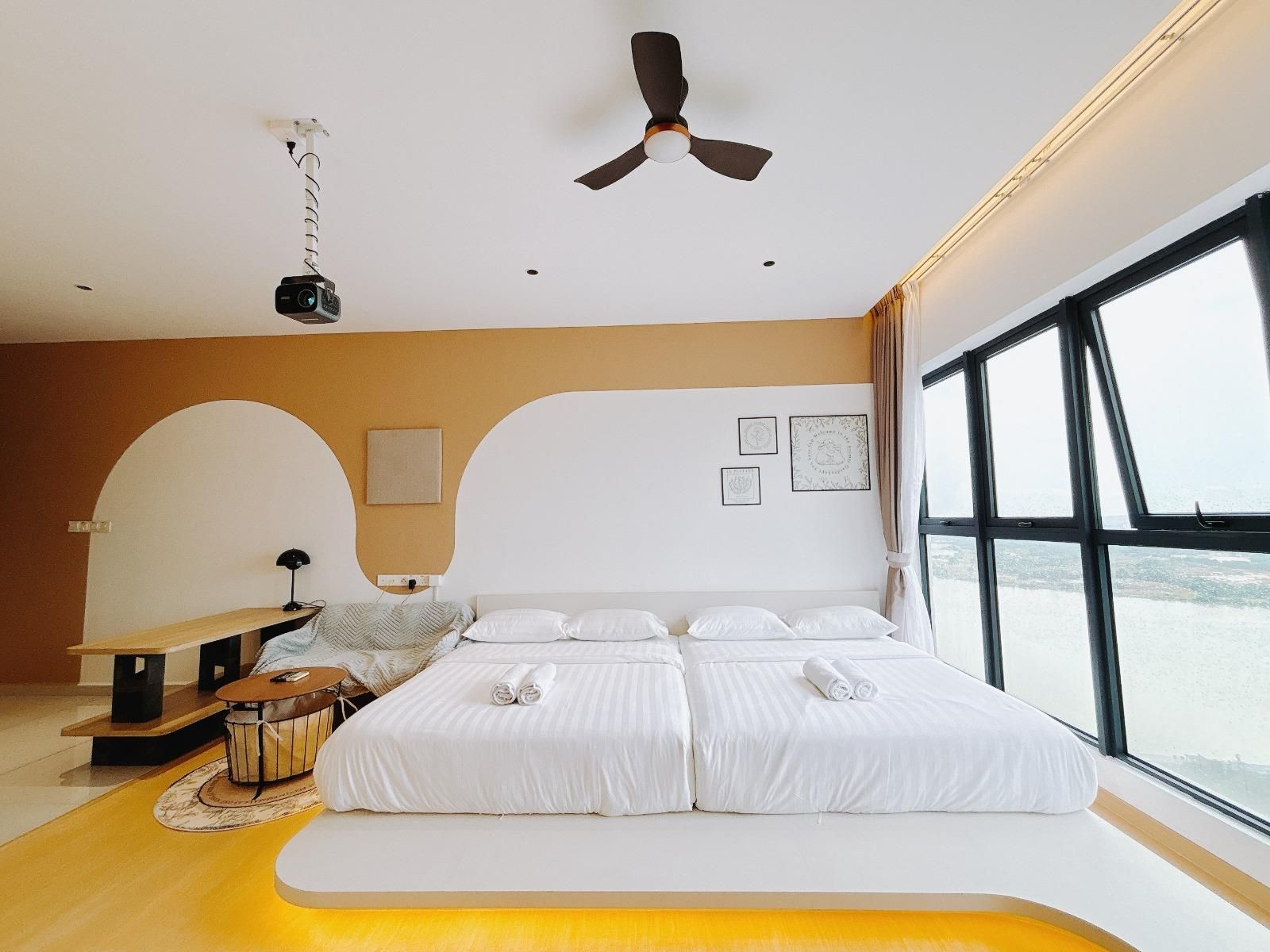 Studio Apartment - 4 Adults