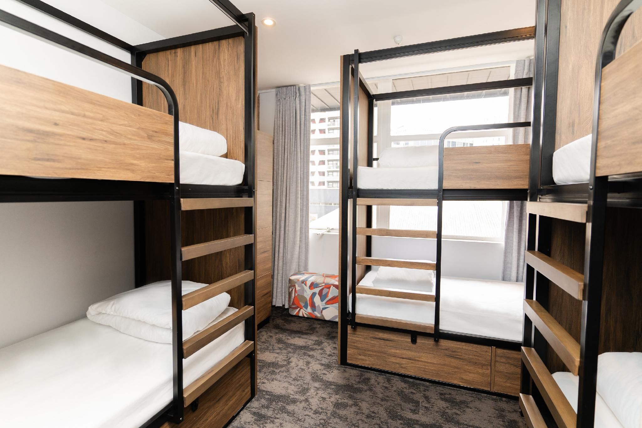 Entire 6-Bed Dormitory - Mixed