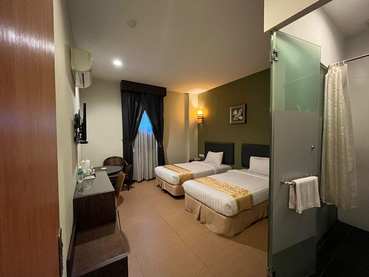 Deluxe Twin Bed