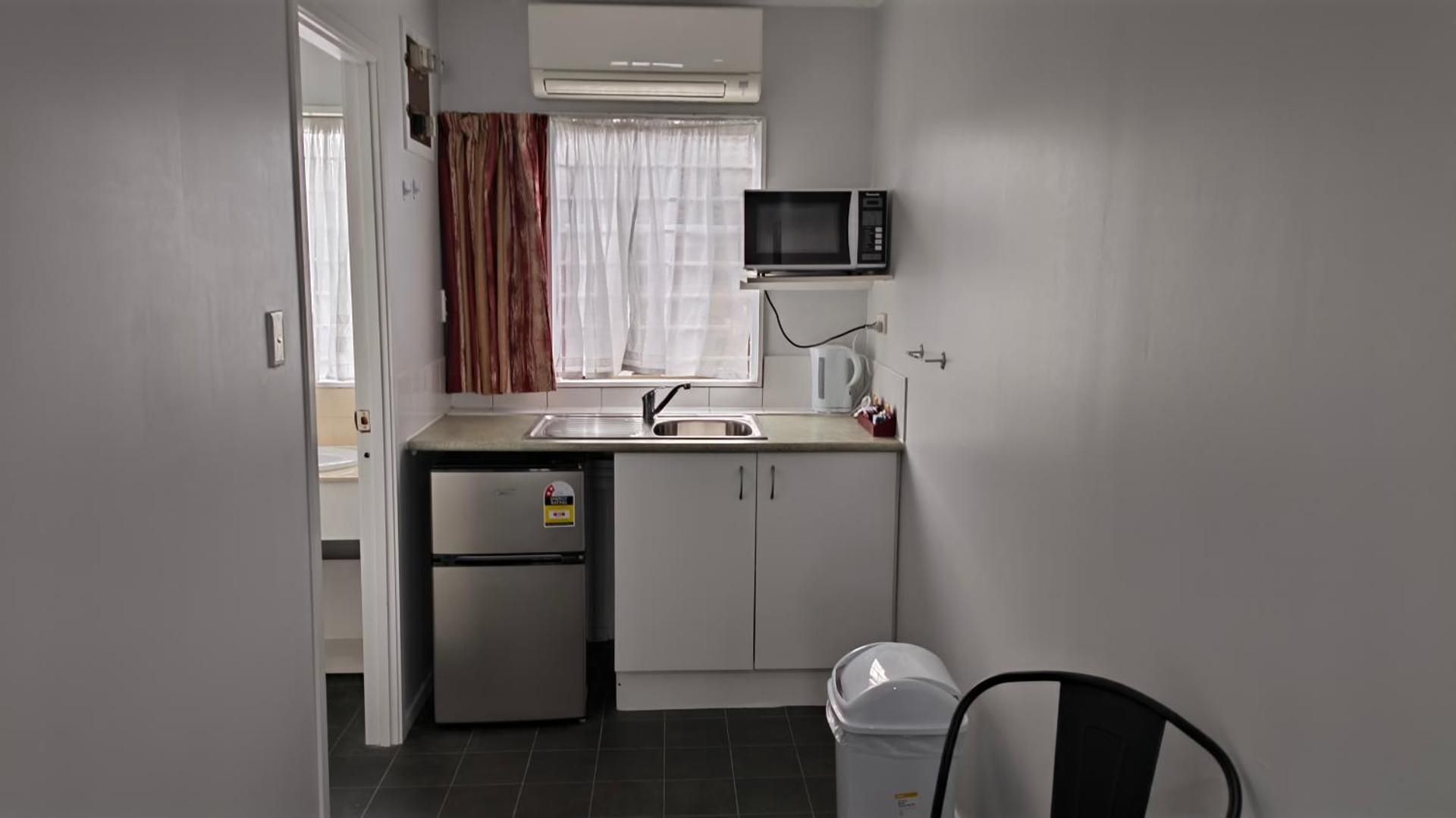 Pakuranga Motor Lodge Studio 3