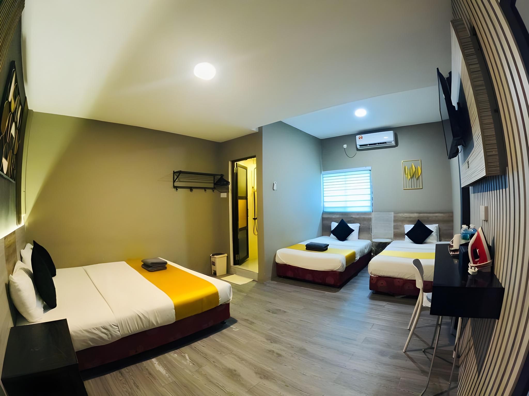 Tc theme park Guest house Quadraple Room 2