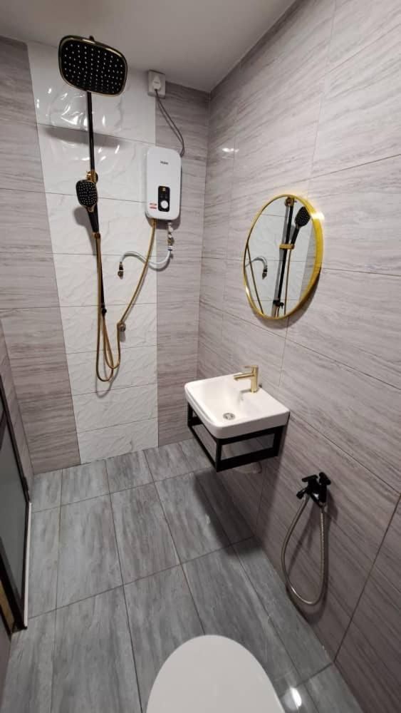 King Room with Mountain View