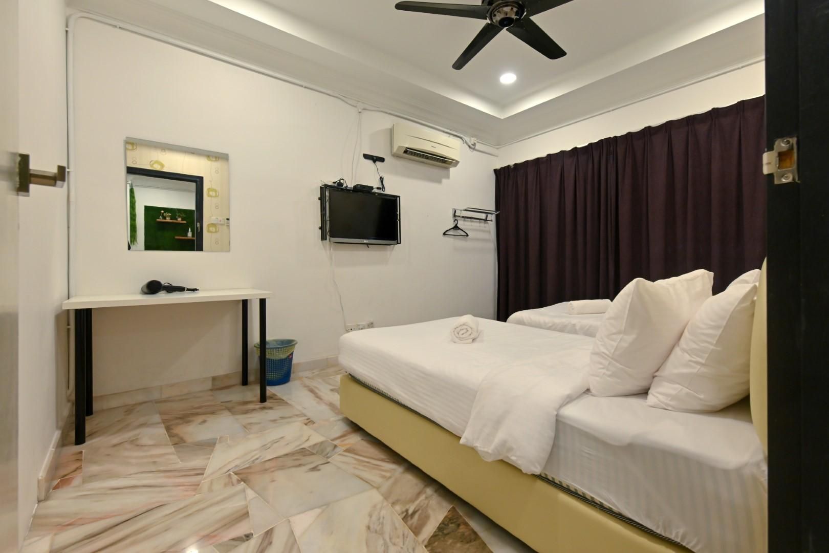 Deluxe Home