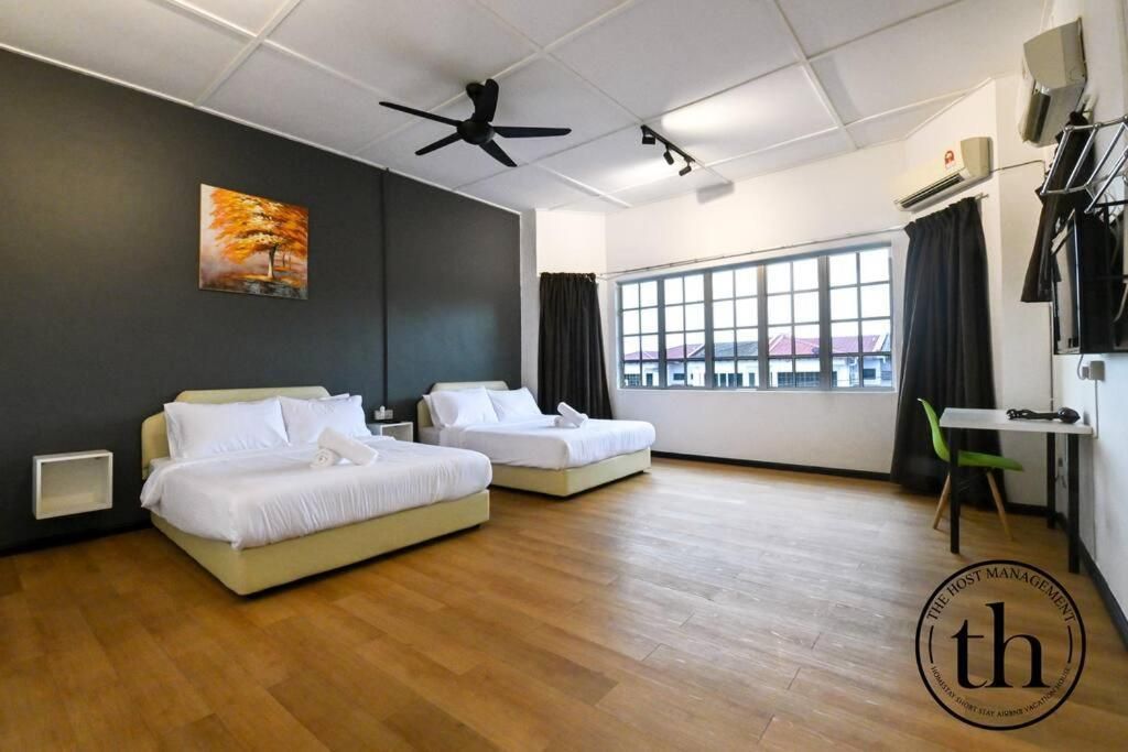 Six-Bedroom House