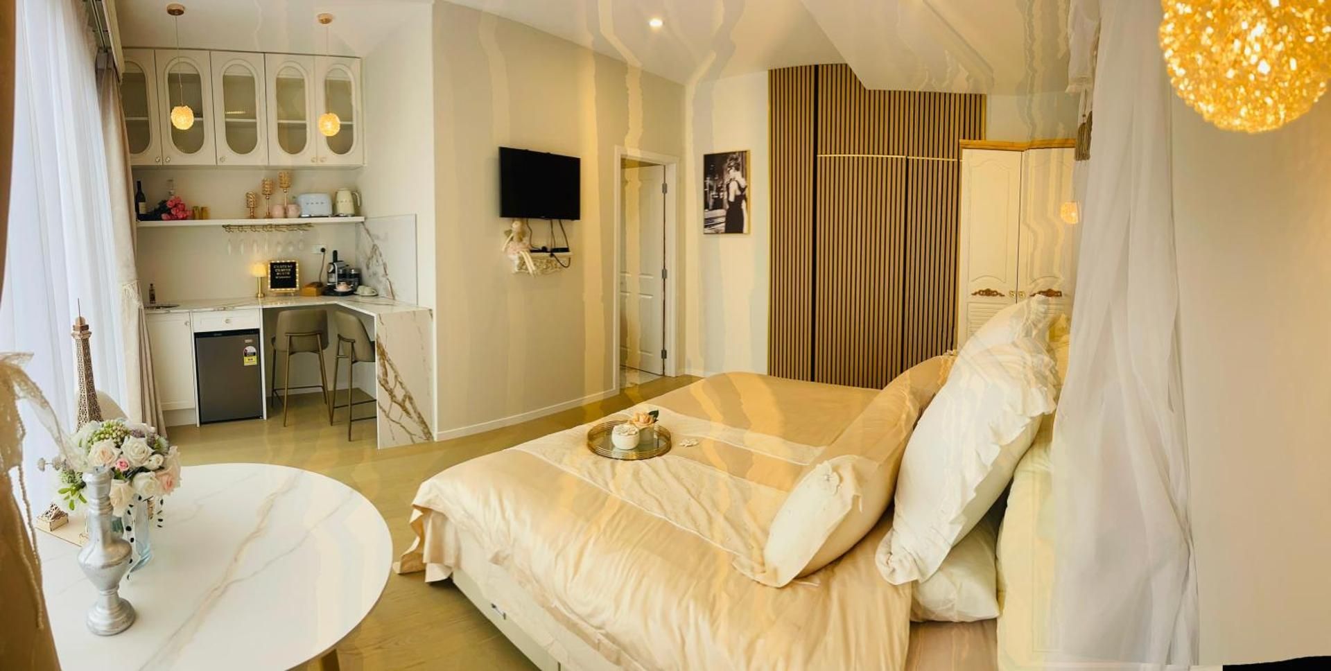 One-Bedroom House