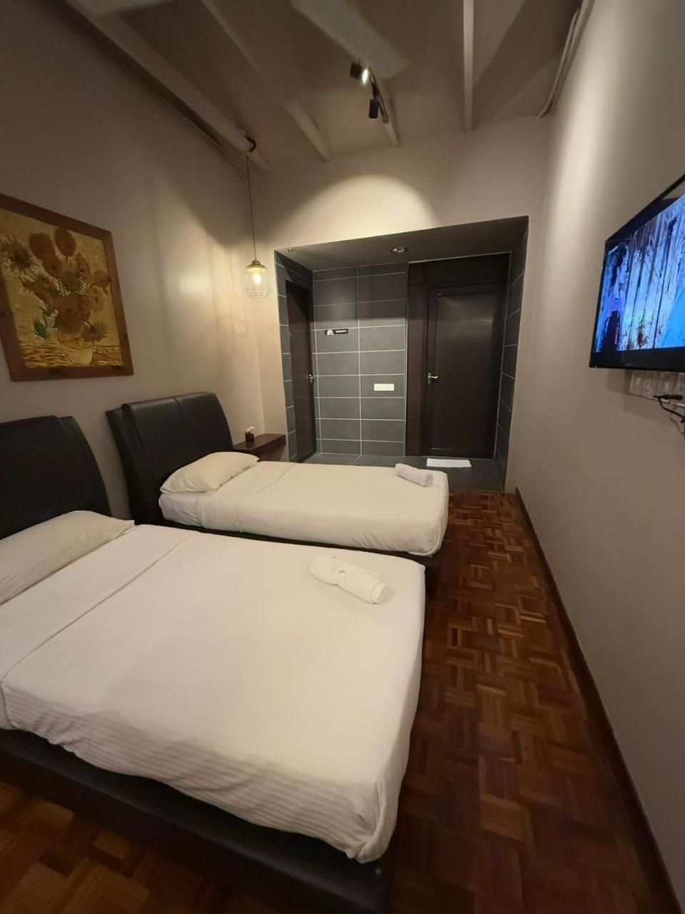 Baliyana Le Lodge Deluxe Twin Room 2