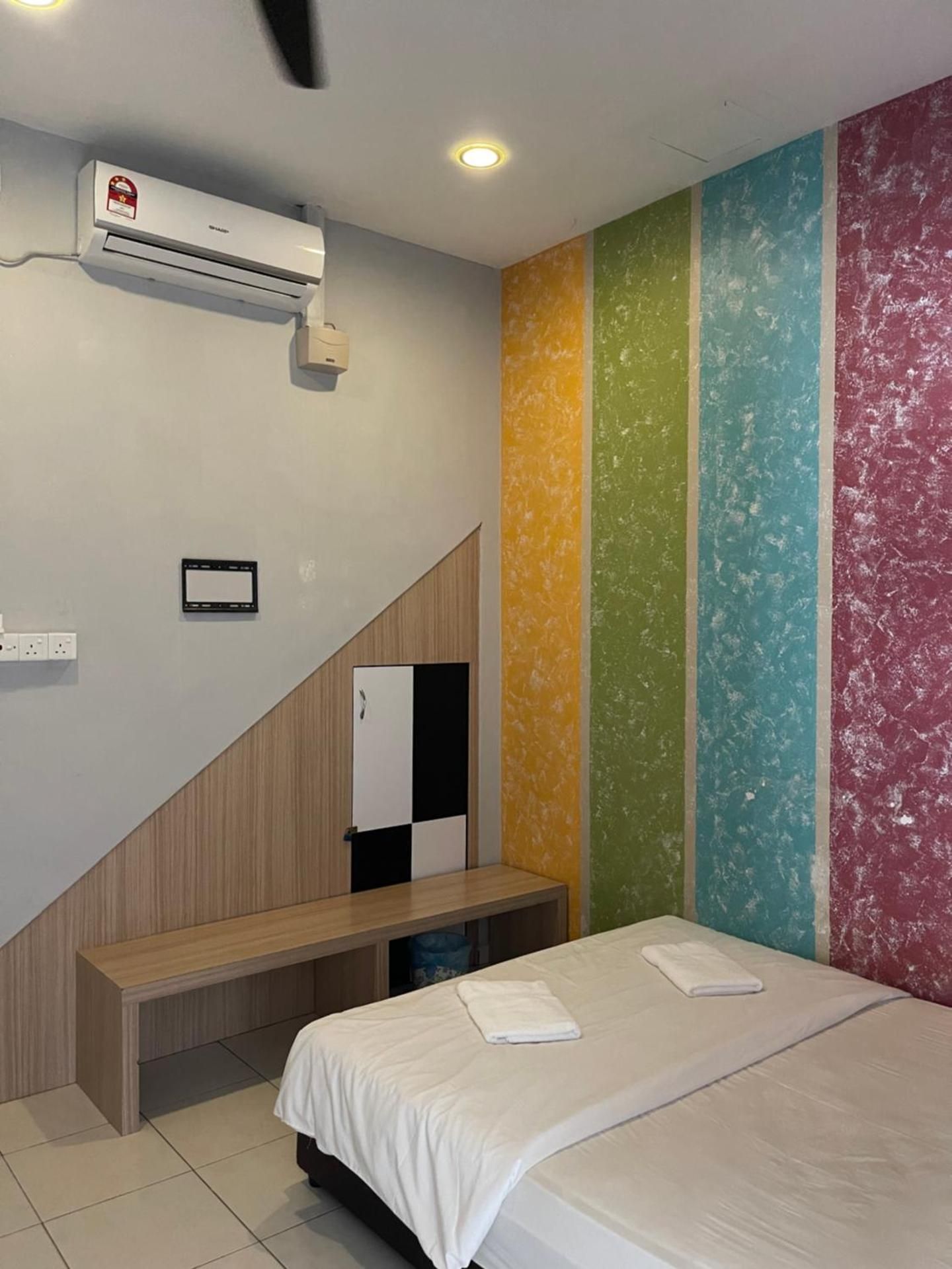 Queen Room with Shared Bathroom