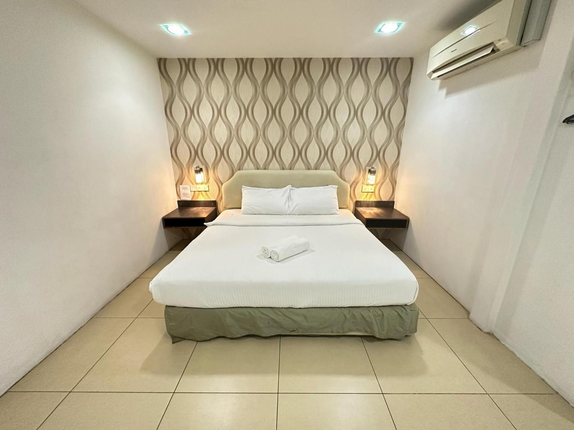 Standard King Room