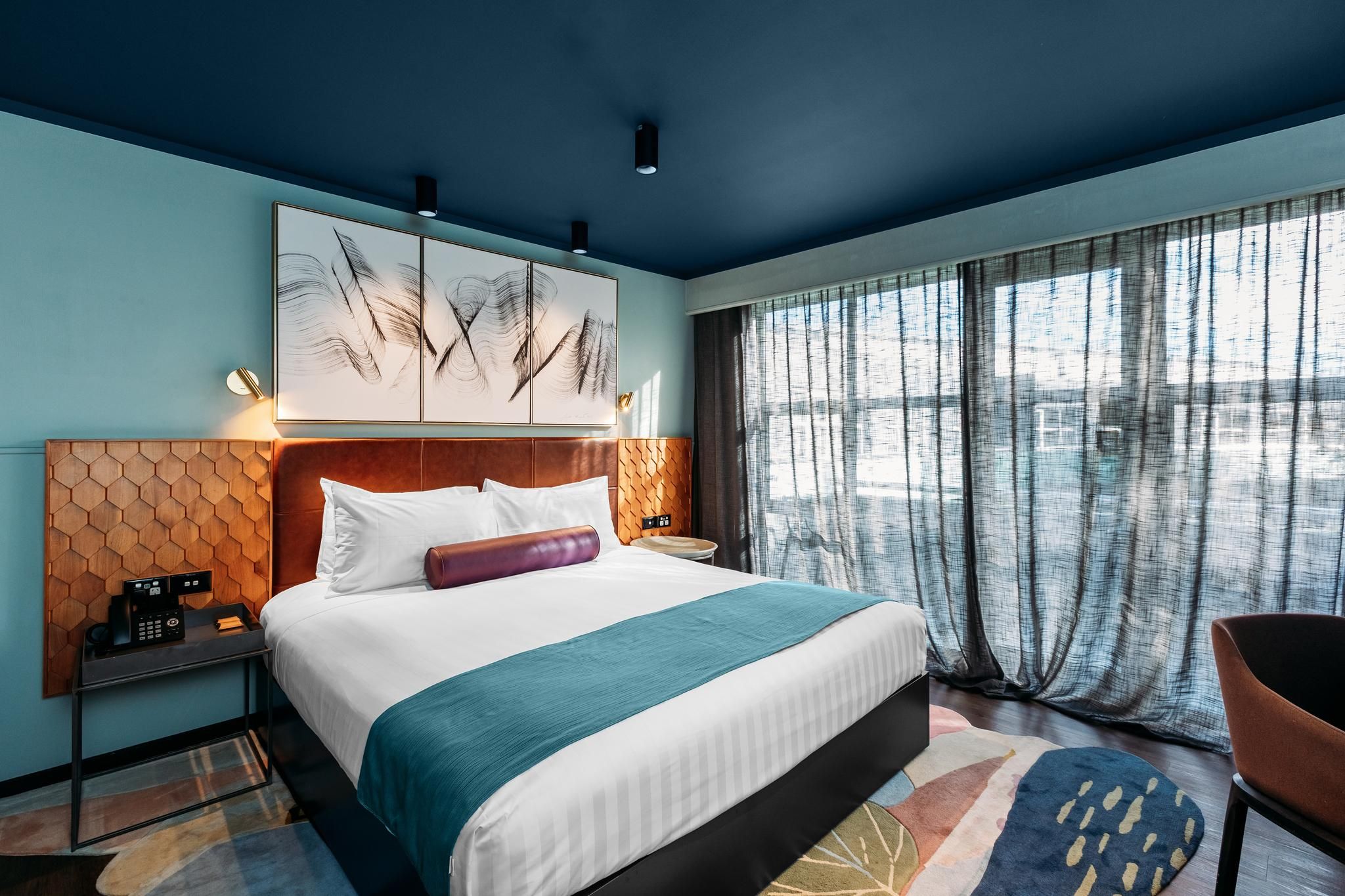 Oasis Room