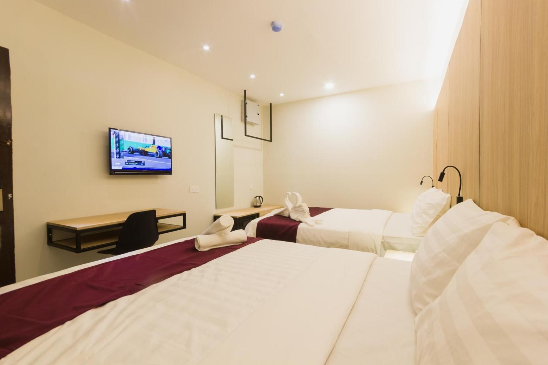 Classic Quadruple Room