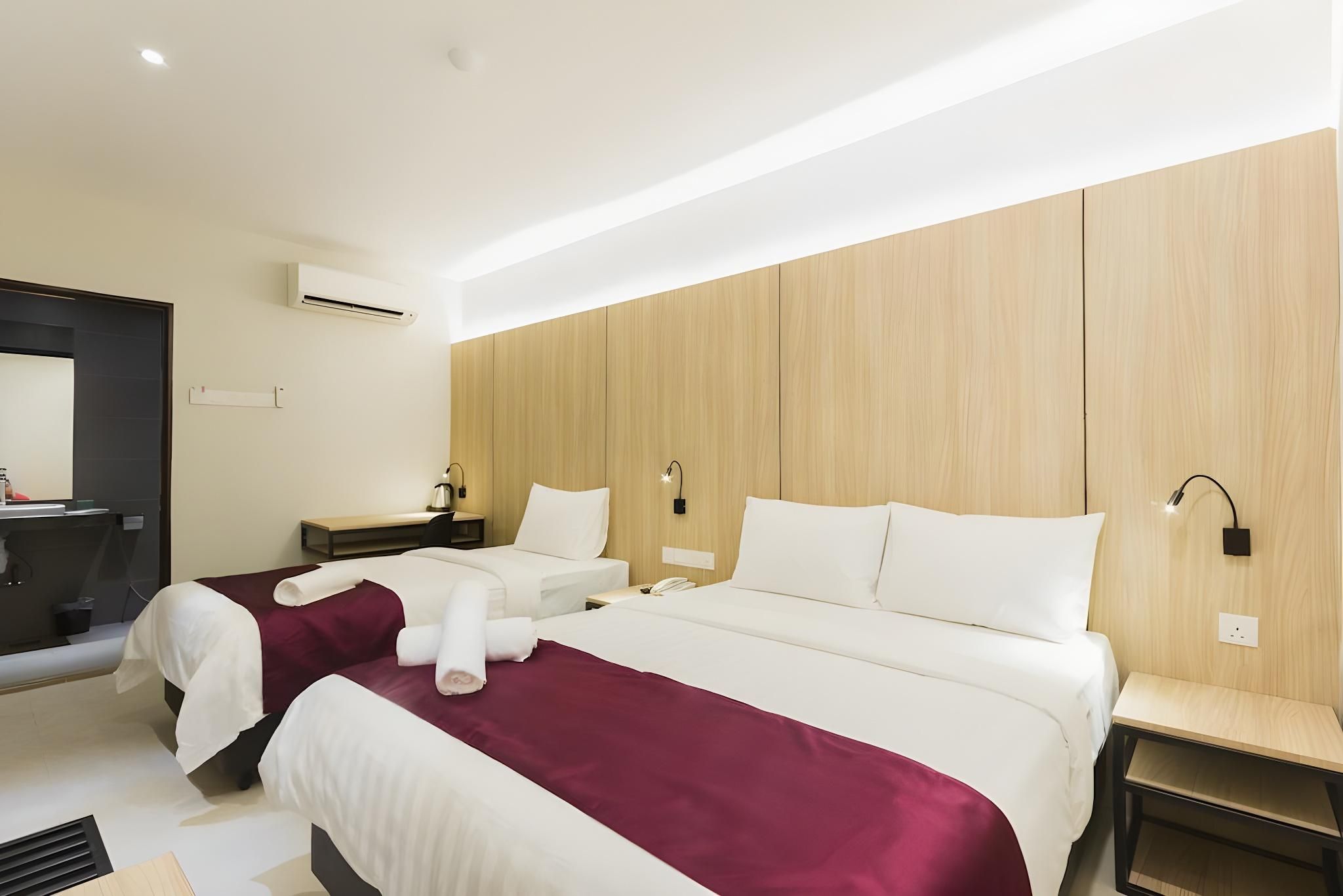 Executive Queen Room