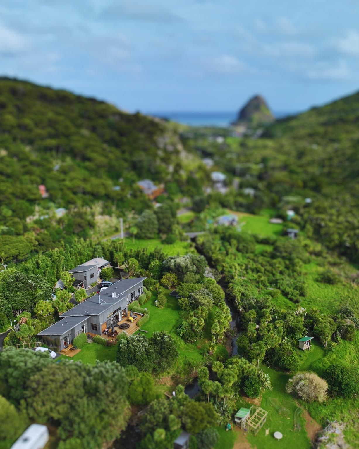 0d3289399427dc9bfd4b1977e0f7b6b9